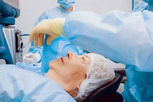 Điều gì sẽ xảy ra với phẫu thuật đục thủy tinh thể?