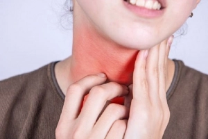 Điều trị viêm amidan không đỡ phải làm sao?