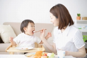 Dinh dưỡng cho bé 9 tháng tuổi