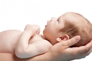 Đoán bệnh qua sự thay đổi của thóp ở trẻ em