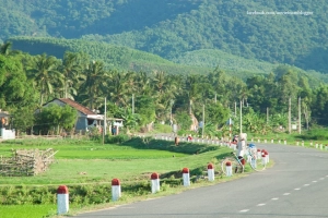 Đón gió hè mát lành ở vùng quê Bình Định
