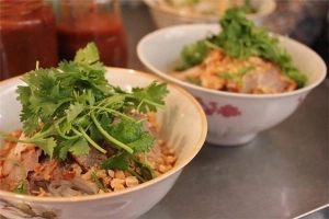 Du lịch 36 phố phường Hà Nội với những món siêu ngon (P. 2)