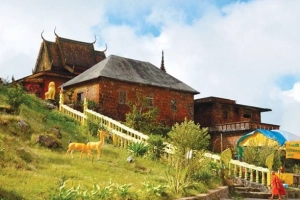Du lịch Campuchia khám phá núi Bokor - Vẻ đẹp hoang sơ, quyến rũ