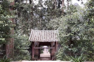 Du lịch Hà Giang ngắm dinh thự hàng ngàn mét vuông của vua Mèo