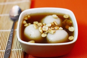 Du lịch Hà Nội thưởng thức các món quà vặt mùa thu