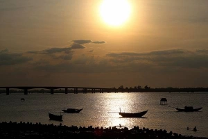 Du lịch Hà Tĩnh: Có biển Thiên Cầm, có hồ Kẻ Gỗ