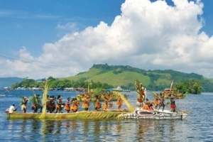 Du lịch Indonesia khám phá sắc màu lễ hội ở Sentani