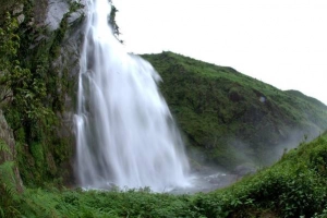 Du lịch Lai Châu khám phá 9 điểm đến đẹp nhưng không kém phần nguy hiểm