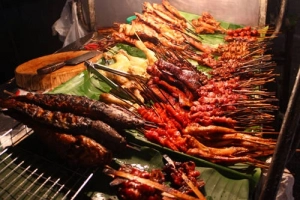 Du lịch Lào thưởng thức 10 món ăn vặt ngon tuyệt