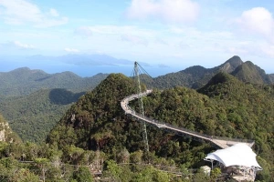 Du lịch Malaysia 3 ngày rong chơi trên đảo đại bàng