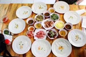 Du lịch Sài Gòn thưởng thức món bánh ướt kiểu Nha Trang