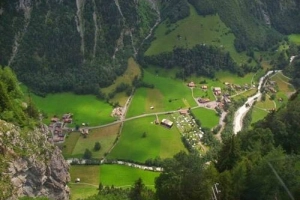 Du lịch Thụy Sĩ ngắm Lauterbrunnen - Thung lũng &#8216;tí hon&#8217;