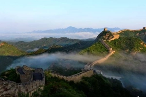 Du lịch Trung Quốc ngắm vẻ đẹp đoạn Trường Thành Kim Sơn Lĩnh đầu thu
