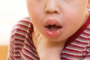 Đừng chủ quan khi trẻ khó thở