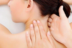 Hạch nổi sau cổ, gáy có đáng lo?