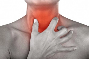 Hầu cổ to kèm có đờm là dấu hiệu bệnh gì?