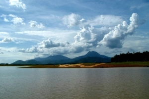 Hồ Đại Lải Vĩnh Phúc – Điểm du lịch sinh thái ngay gần Hà Nội