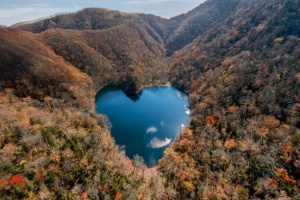 Hồ trái tim Hokkaido lãng mạn