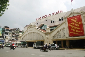 Hơn 100 năm tồn tại của chợ Đồng Xuân