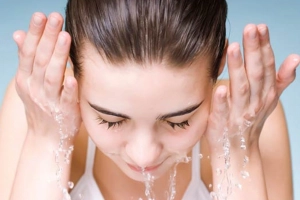 Hướng dẫn chăm sóc da mặt mùa hè