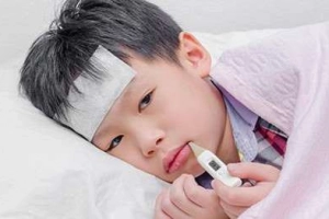 Hướng dẫn về thuốc hạ sốt, ho và cảm lạnh cho trẻ em ở từng độ tuổi