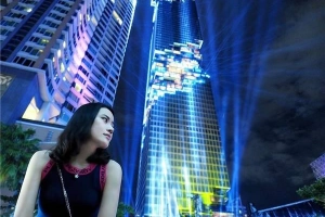 Khách du lịch Bangkok rần rần check-in MahaNakhon - tòa nhà mới xây cao nhất Thái Lan