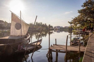 Khách Tây nói về cảm xúc bối rối khi đến Hội An