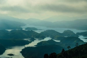 Khám phá &#8216;vịnh Hạ Long của Tây Nguyên&#8217;
