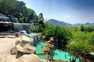 Khám phá công viên nước khoáng đầu tiên ở Việt Nam