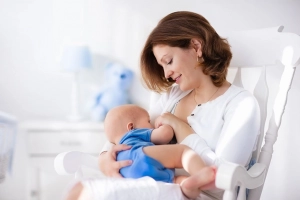 Làm sao để có nhiều sữa cho con ngay sau sinh?