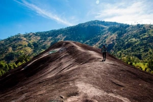 Lên Buôn Ma Thuột tìm đá Voi Mẹ - tảng đá nguyên khối lớn nhất Việt Nam