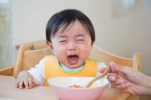 Lưu ý khi dùng thực phẩm chức năng cho trẻ kém hấp thu