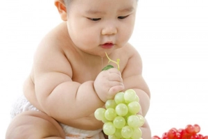 Lý do trẻ ăn ít mà vẫn béo