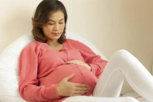 Mang thai sau tuổi 35 có rủi ro không?