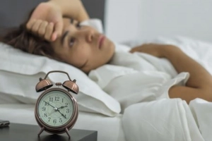 Mất ngủ hậu Covid-19 có cần đi khám?