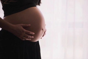 Mẹ bầu vỡ ối bao lâu thì đẻ?