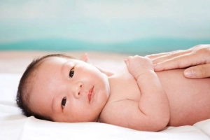 Mẹo đơn giản để giữ cho da em bé khỏe mạnh