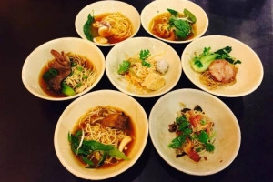 Mì 7 tô giá 49.000 đồng của người Hoa ở Sài Gòn