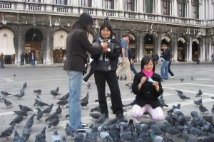Mọi con đường đều dẫn đến Roma