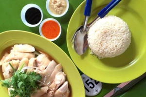 Món &#8216;gà đệ nhất&#8217; cần nếm thử một lần trong đời khi du lịch Singapore