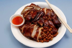Món ăn đường phố hút khách ở Singapore