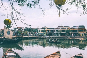 Một giờ &#8216;lạc&#8217; ở Hội An