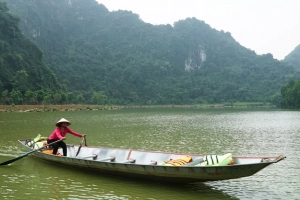 Một ngày lênh đênh trên đò, ngắm chim ở Thung Nham