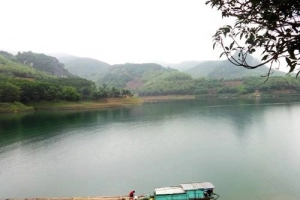 Một ngày thong thả thưởng ngoạn ở Thung Nai