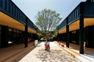Ngắm nhà trẻ container đẹp và sang không thua gì quán cà phê