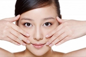 Người 40 tuổi má hóp kèm mắt sâu do gầy có thể căng da mặt được không?