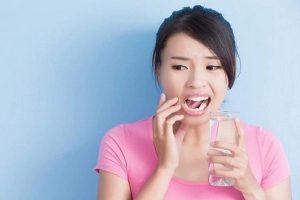 Người bị tiểu đường có nhổ răng được không?