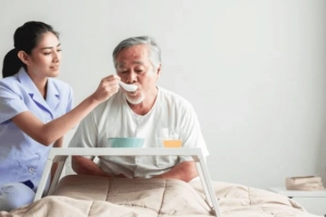 Người mới ốm dậy ăn uống gì cho mau khỏe?
