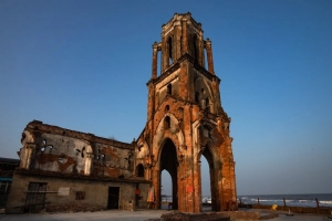Nhà thờ đổ Nam Định – Vẻ đẹp dù hoang tàn nhưng vẫn cuốn hút