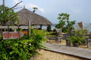 Những bar bãi biển lãng mạn như Tây ở ngay Việt Nam